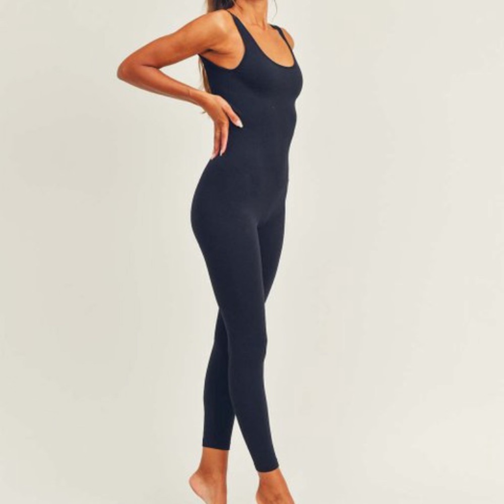 NEW Ribbed Seamless Sleeveless Jumpsuit S M L - Picture 2 of 7